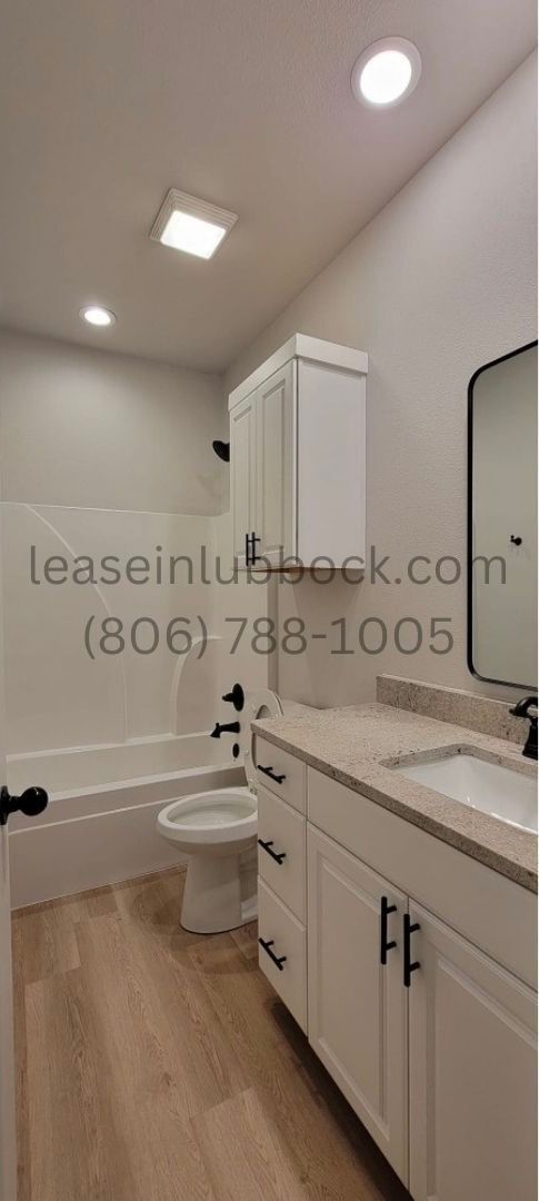 Foto del edificio - New Townhome in Escondido