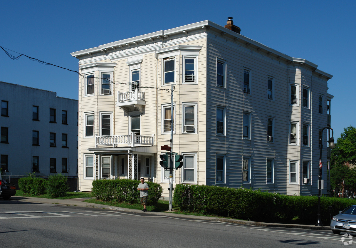 Foto del edificio - 263 N Broadway