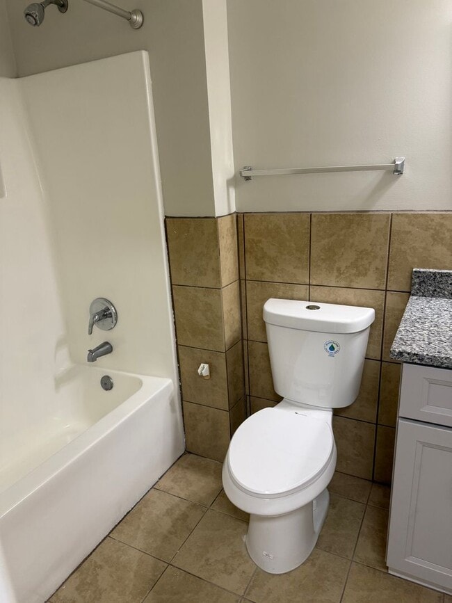 Foto del edificio - Available