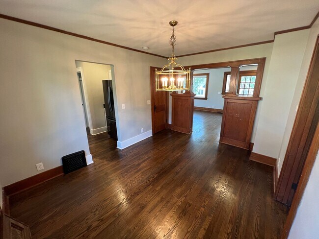 Foto del edificio - Remodeled 3BR Home in Clairmont Heights!