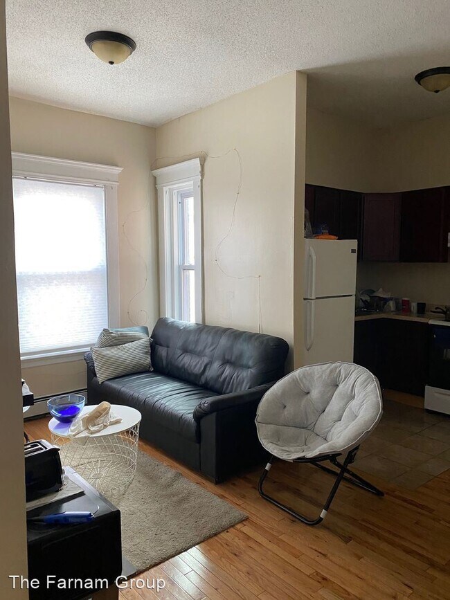 Foto del edificio - 6 br, 3 bath House - 26 Lynwood Place