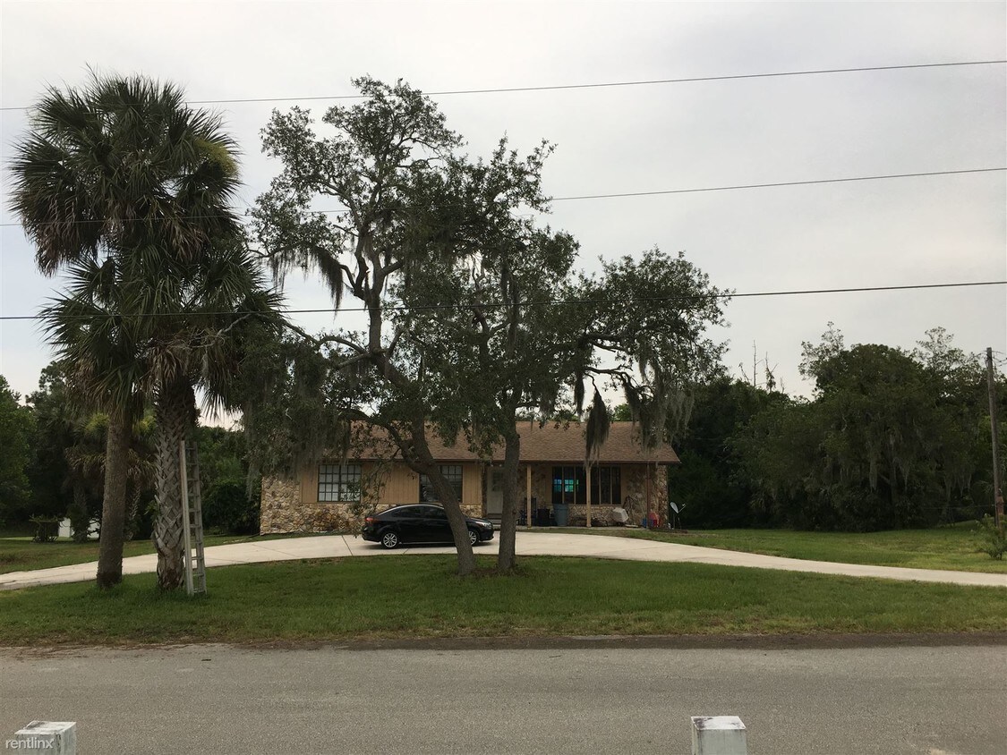Primary Photo - 5759 Dogwood Rd