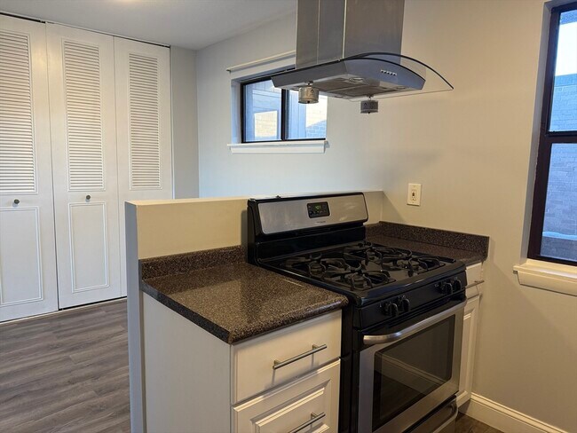 Foto del edificio - 22 Shrewsbury Green Dr