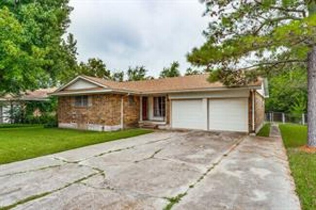 Foto del edificio - 6706 Flamingo Rd