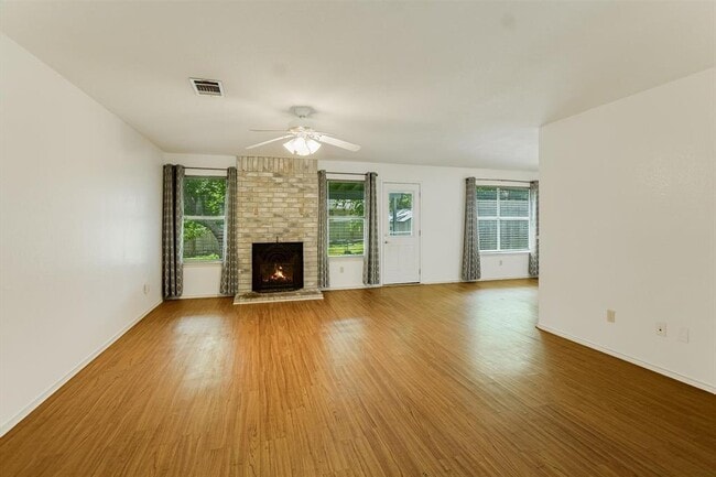 Building Photo - 13917 Maricella Ln