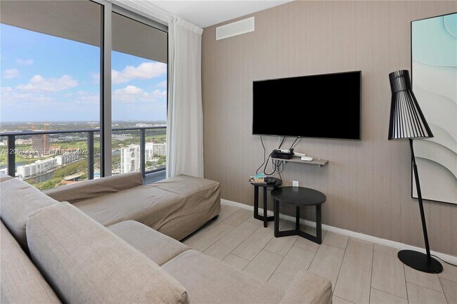 Foto del edificio - 4010 S Ocean Dr