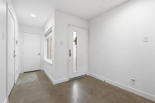 Foto del edificio - 2111 Bennett Ave