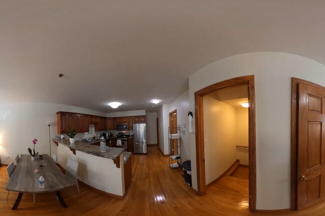 Foto del edificio - 102 Allston St