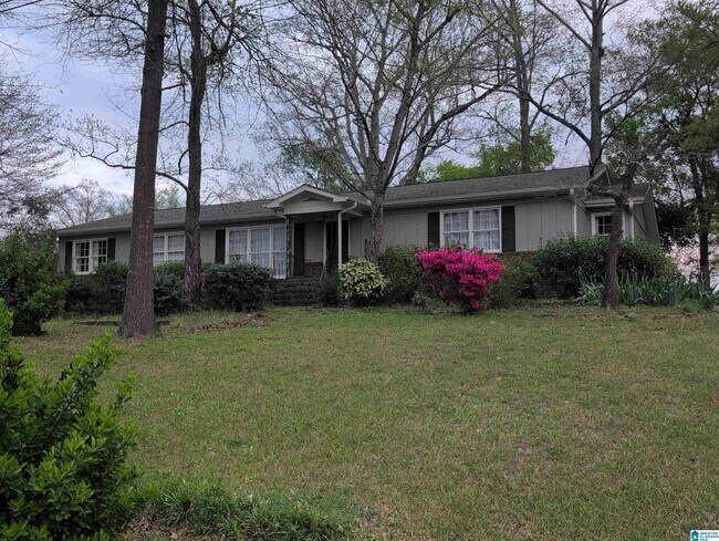 Foto del edificio - 3000 Dolly Ridge Dr