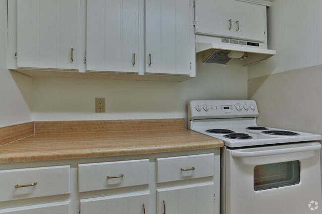 1BR, 1BA - Bent Oak Apartments