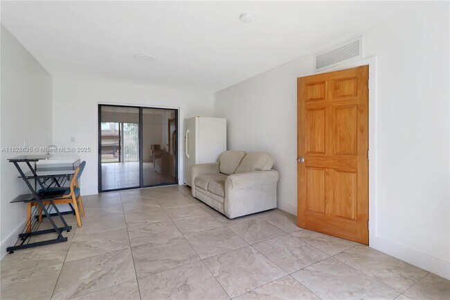 Foto del edificio - 15730 SW 103rd Ave