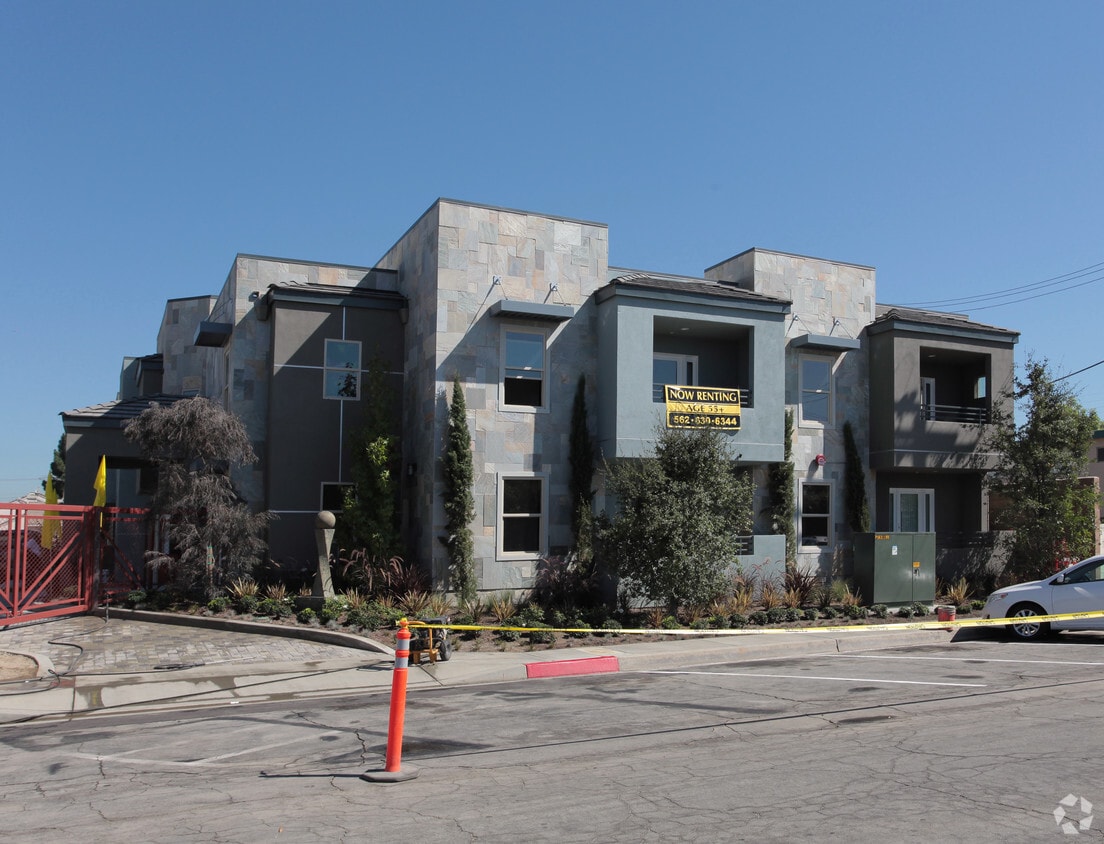 8421 Adams St, Paramount, CA 90723 Apartments Paramount, CA