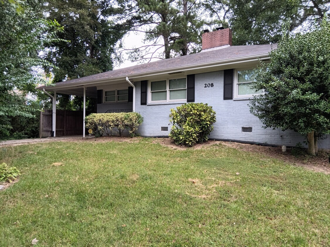 208 Midvale Dr NE, Atlanta, GA 30342 House Rental in Atlanta, GA
