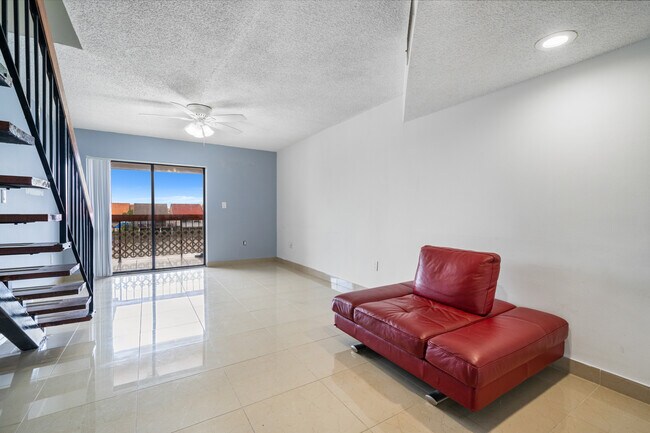 Foto del edificio - 5530 W 26th Ct