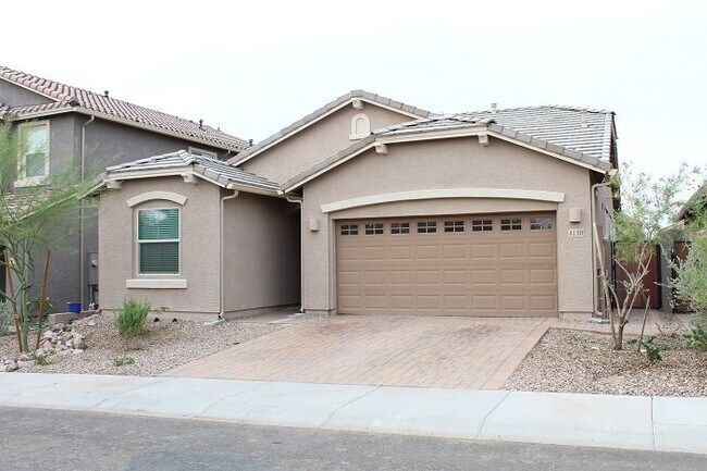 Building Photo - 5bdrm New River Home Available for Immedia...