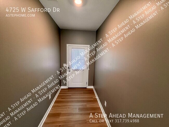 Building Photo - 4725 W Safford-5 bed/3 bath in New Palesti...