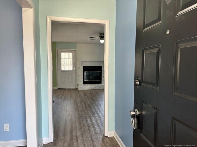 Foto del edificio - 6920 Kizer Dr