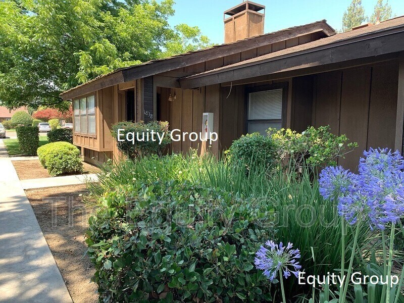 Foto principal - 1838 E Vassar Ave