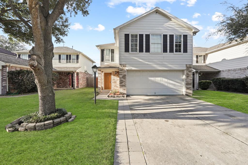 735 N Oak Dr, Houston, TX 77073 House Rental in Houston, TX