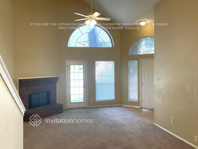 Foto del edificio - 4402 Laredo Dr