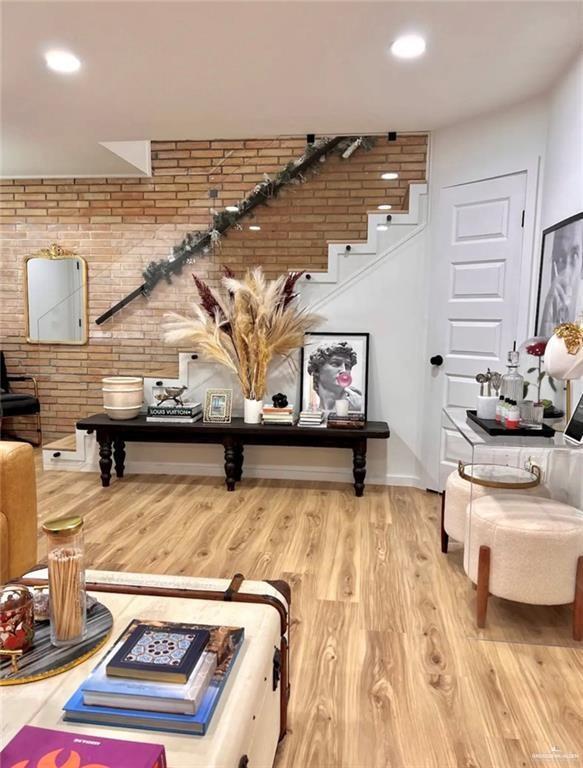 Foto principal - 1600 W Nolana Ave