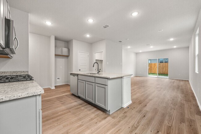 Foto del edificio - Brand New Home In Blue Ridge Ranch!!!