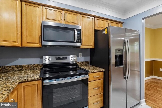 Foto del edificio - 2867 Shepperton Terrace