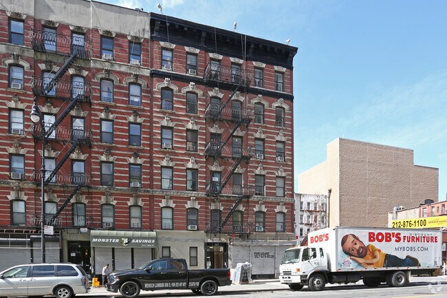 Building Photo - 312 E 106th St