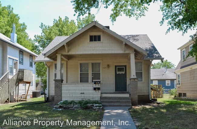 Building Photo - 1425 Humboldt St