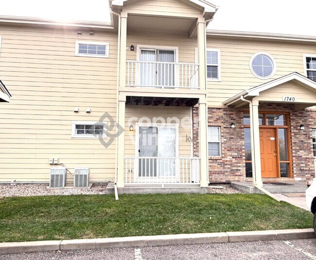 Foto del edificio - 1740 W 53rd Dr
