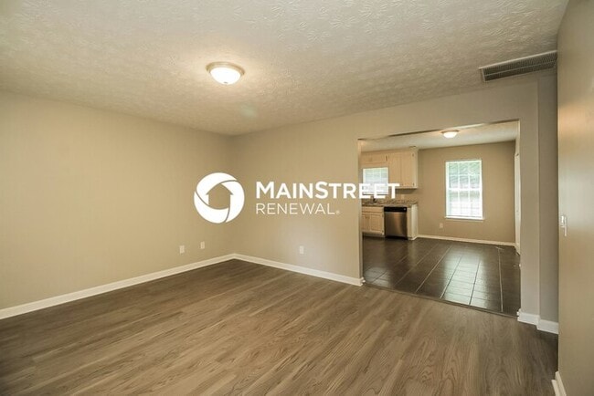 Building Photo - 3 Bedroom Pet-Friendly Home in Covington, ...