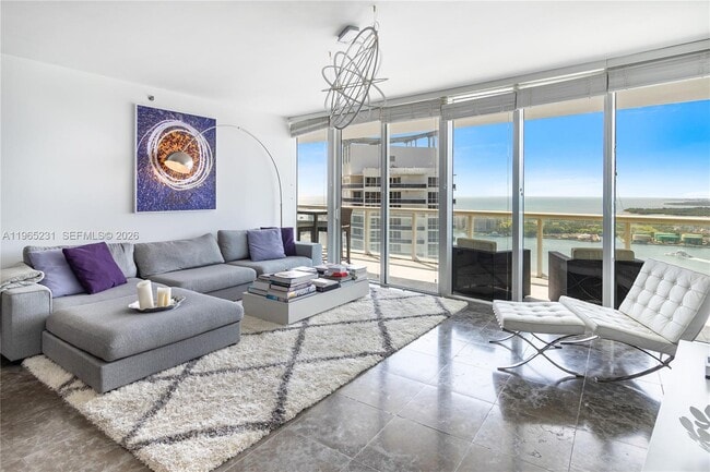 Building Photo - 450 Alton Rd