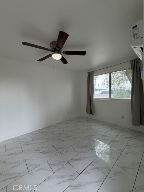 Foto del edificio - 9395 Mission Blvd