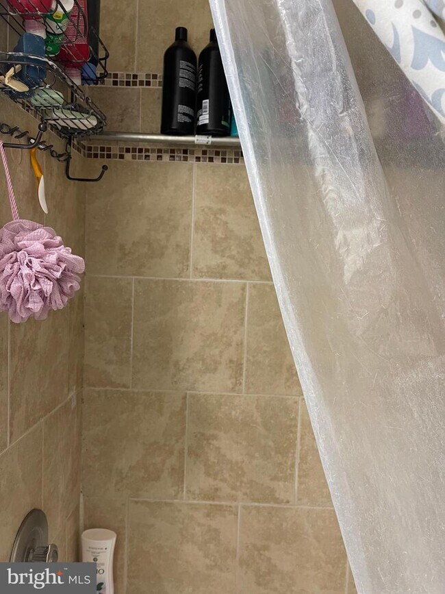 Building Photo - 11704 Lancelot Dr