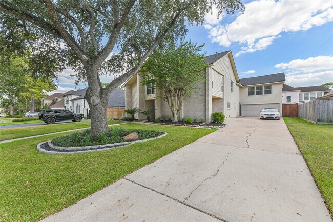 Foto del edificio - 3911 Cherry Forest Dr