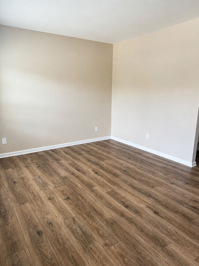 Foto del edificio - 4424 Roundwood Ct