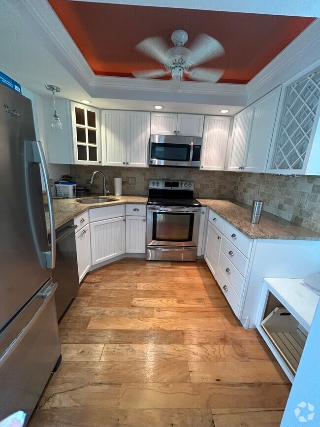 Building Photo - 2621 Cove Cay Dr