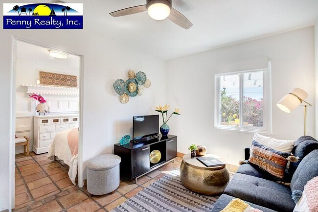 Foto del edificio - 2290-2290 1/2  Congress St. * - 2899L
