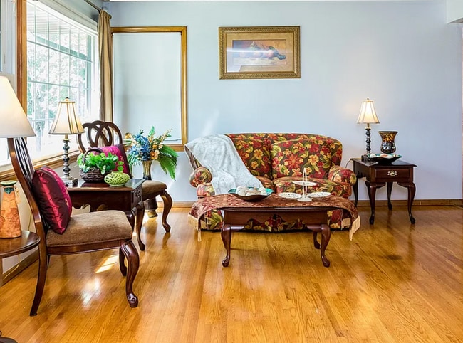 Building Photo - 428 Tower St