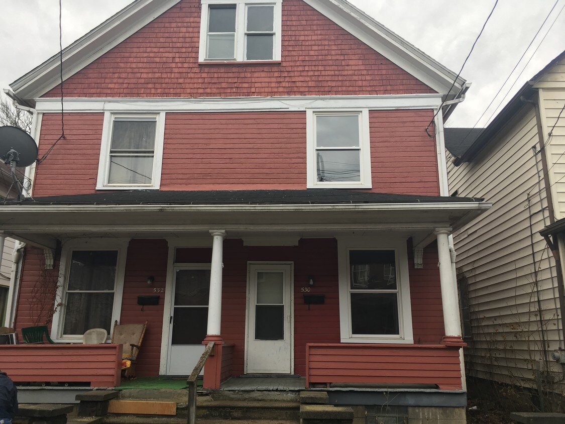 530 Oak St, Johnstown, PA 15902 Apartments in Johnstown, PA