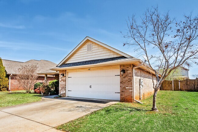 Foto del edificio - 607 Durbin Ln SW