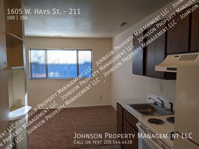 Building Photo - 1605 W Hays St