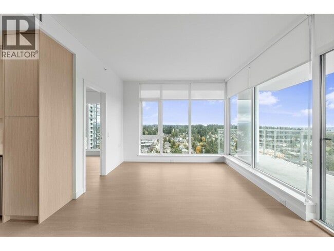 Building Photo - 699 Whiting Way