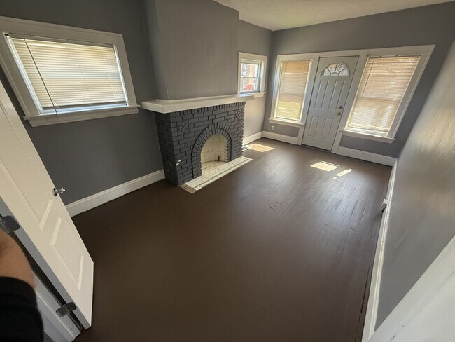 Foto del edificio - 3412 E 147th St