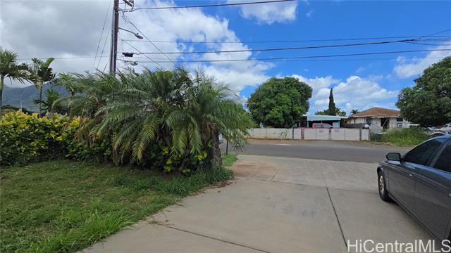 Building Photo - 84-737-737 Manuku St