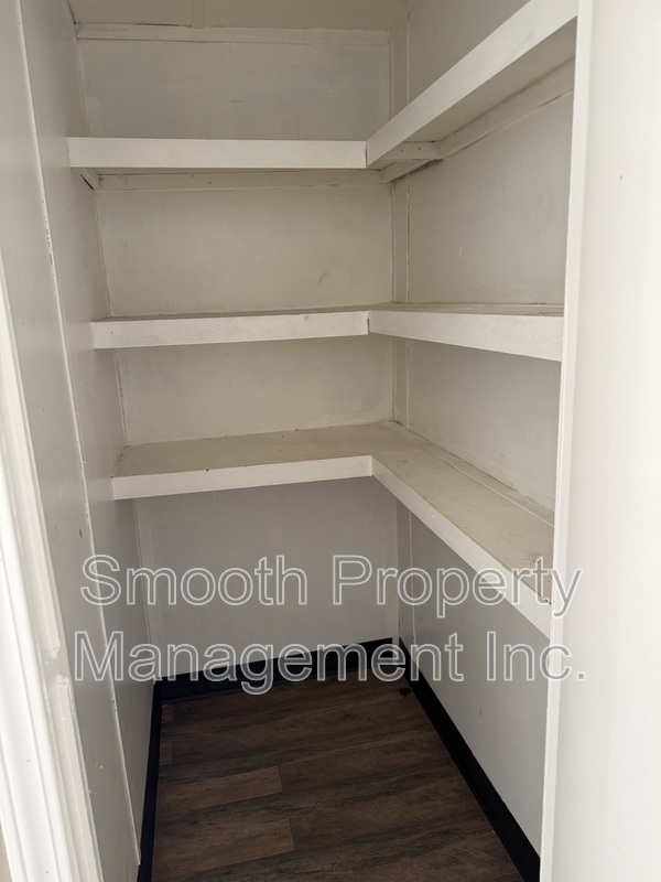 Foto del edificio - 7650 Kipling St