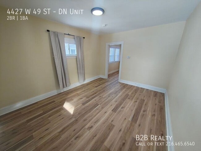 Foto del edificio - 4427 W 49th St