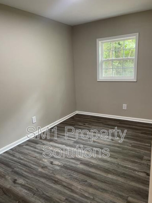 Photo - 104 Lawndale Ave House