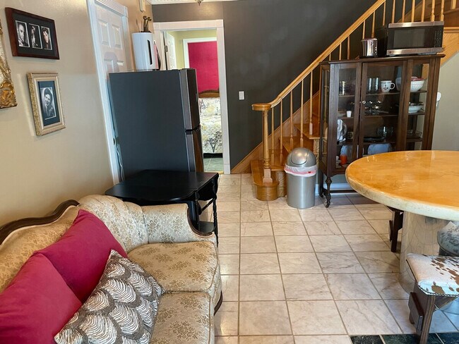 Foto del edificio - 176 Schools Dr