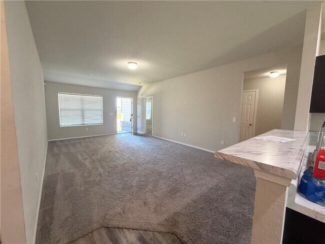 Foto del edificio - 2113 N Lexington St